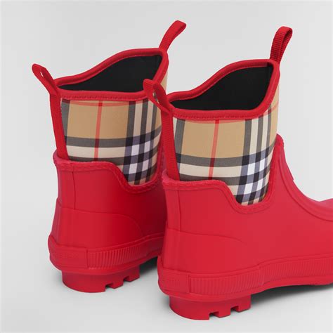 kids burberry boots